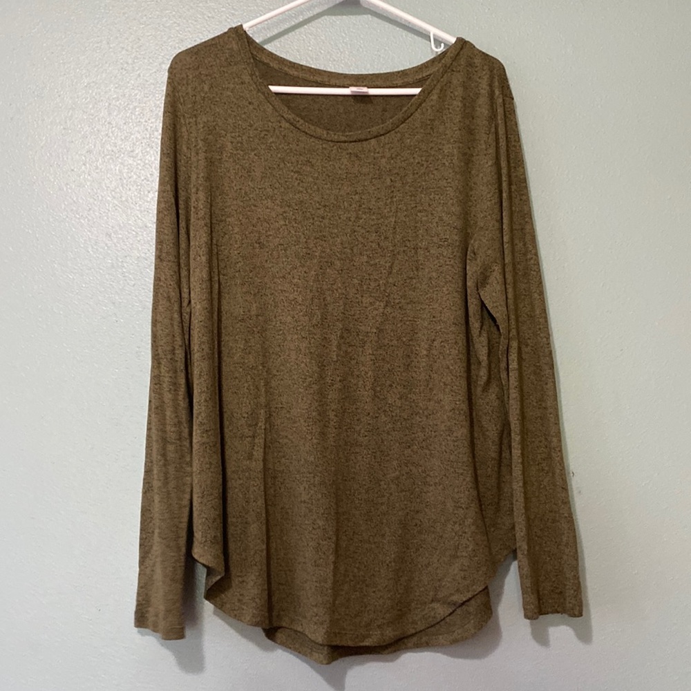 Old Navy long sleeve